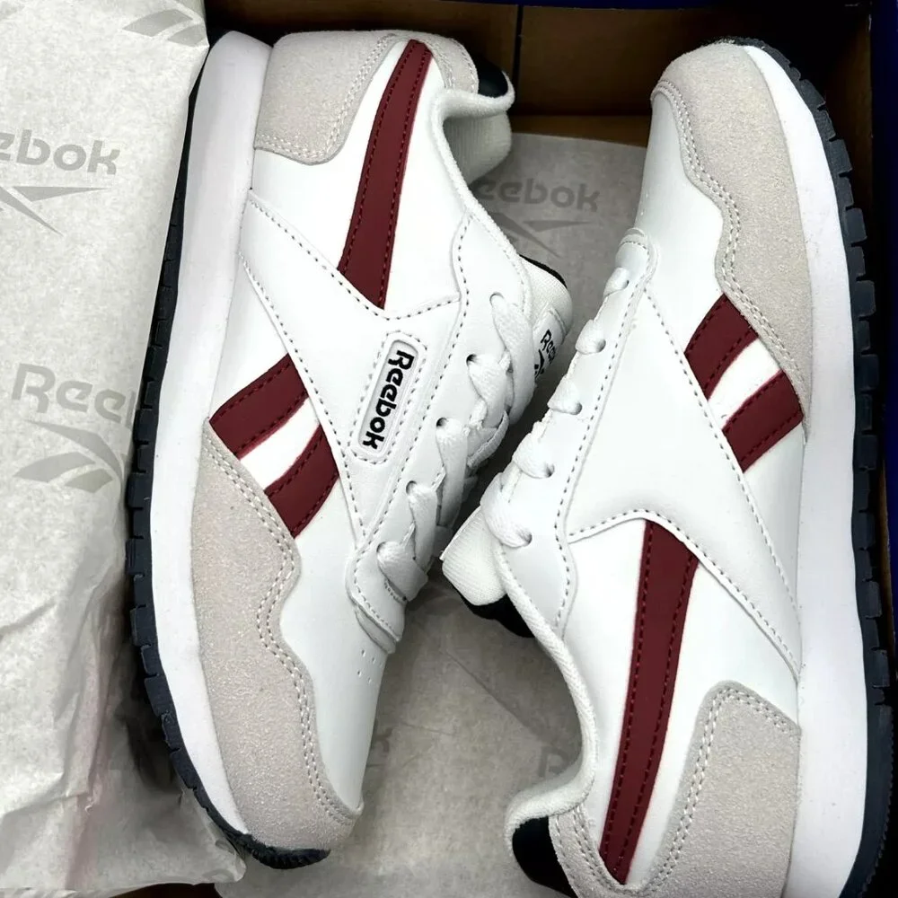 Reebok Youth Boys/Girls Sneaker Size 2 White/Wine/Beige‎ Cushioned Lace up Shoes